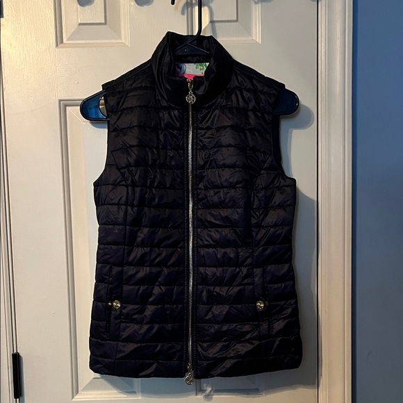 Lilly Pulitzer Jackets & Blazers - Lilly Pulitzer Navy Quilted Vest